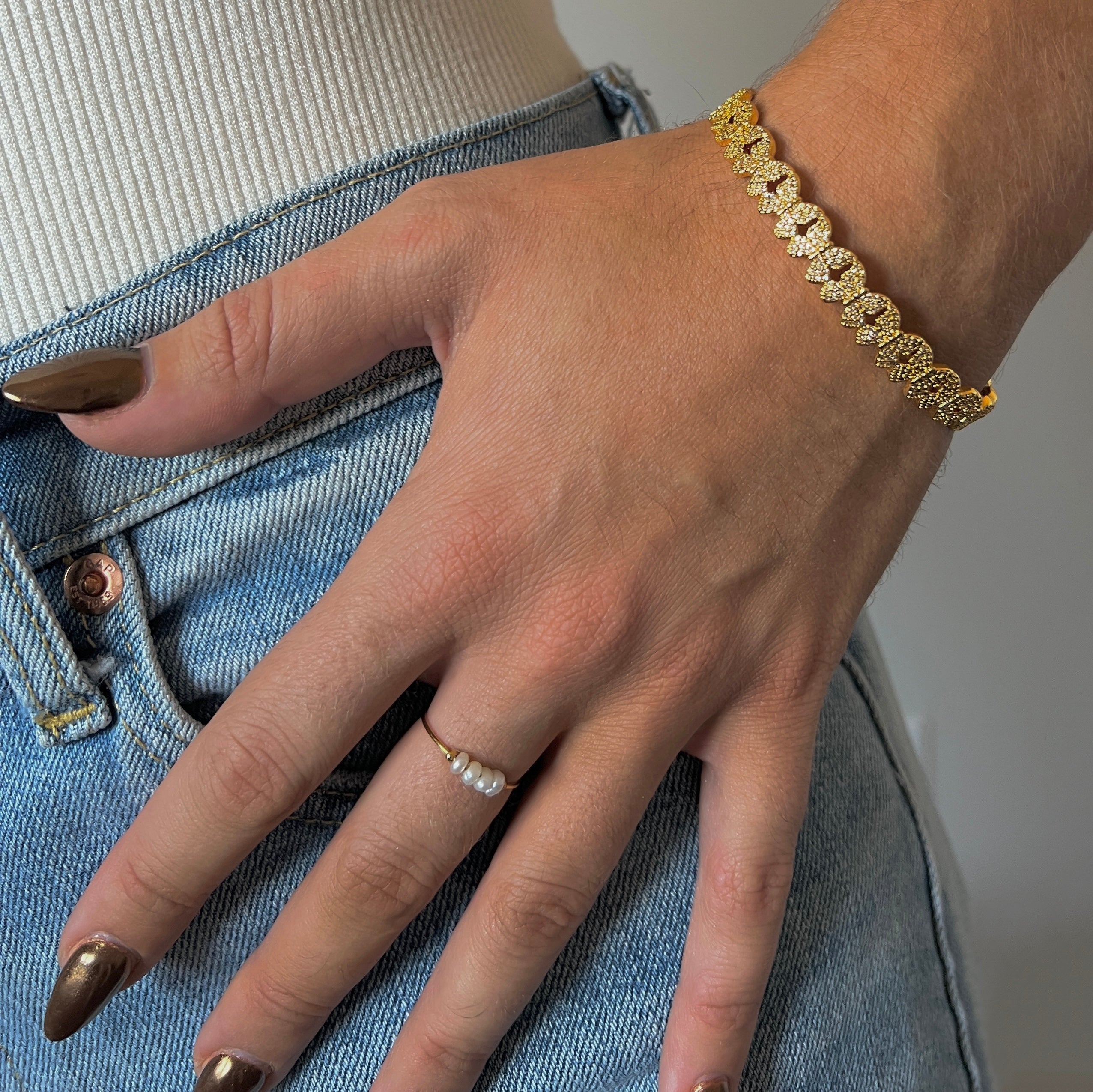 (Copy) Elegance and humor